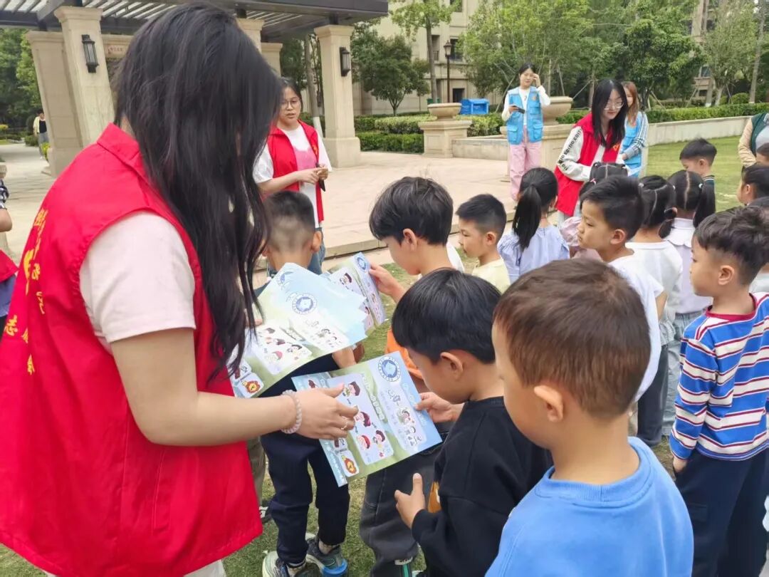商学院青协“小小水宝宝，大大责任心”节水主题活动圆满结束！